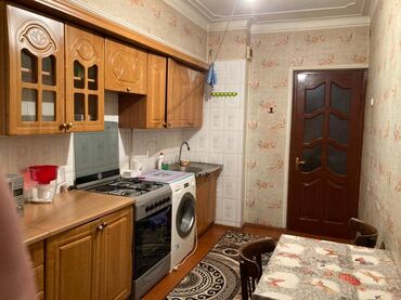 Uzunmüddətli kirayə mənzillər: Xətai rayonu Əhmədli metrosunun yaxınlığında,9 mertebeli binanın 3-cu — 7