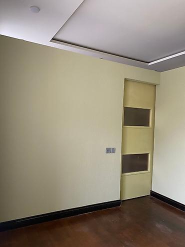bail: В престижном районе Баилова, напротив Дворца водных игр, в салоне — 5