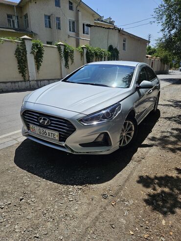 срочно срочно продам машину: Hyundai Sonata: 2018 г., 2 л, Автоматические, Газ, Седан