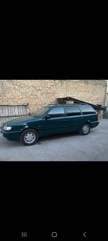 Volkswagen: Volkswagen Passat Variant: 1994 г., Механика, Бензин, Универсал — 1