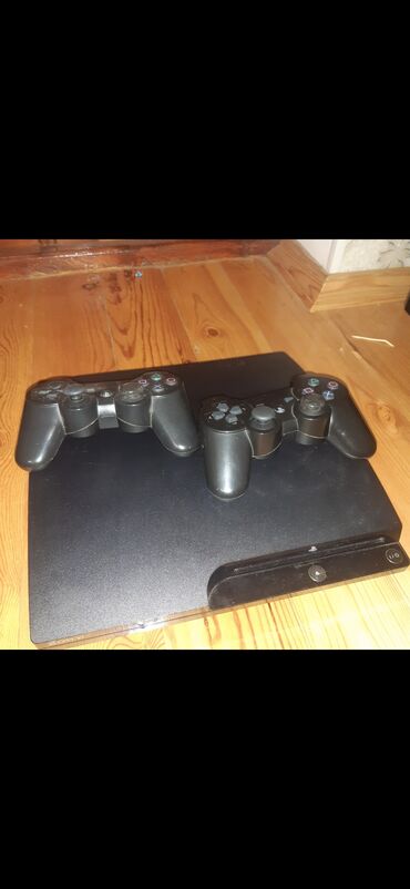 sport çanta: Playstation 3 Slim satılır tam ideal vəziyətdədir heç bir problemi