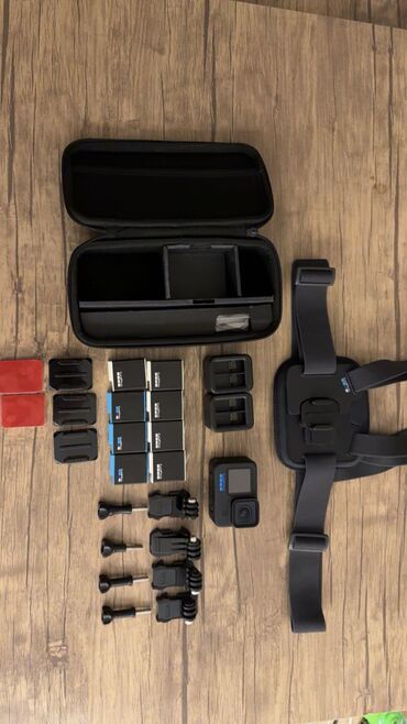 lalafo az video kamera: Go pro hero 10 black bundle kit