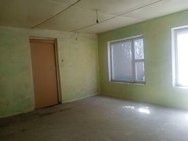 аренда склада под производство: Сдаю времянку 30кв.м. под склад или тихую мастерскую. Район