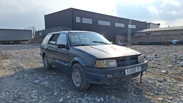 Volkswagen: Volkswagen Passat: 1988 г., 1.8 л, Механика, Бензин, Универсал