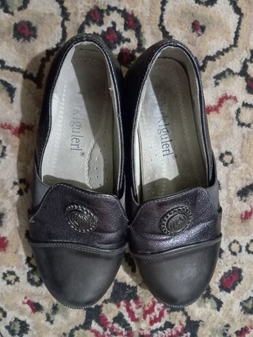 Детская обувь: Турецкий туфилка для девочек размер 31 состояние хороший одевали один