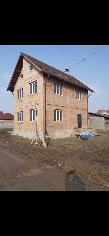 продаю дом село будёновка: 130 м², 5 комнат, Требуется ремонт Без мебели