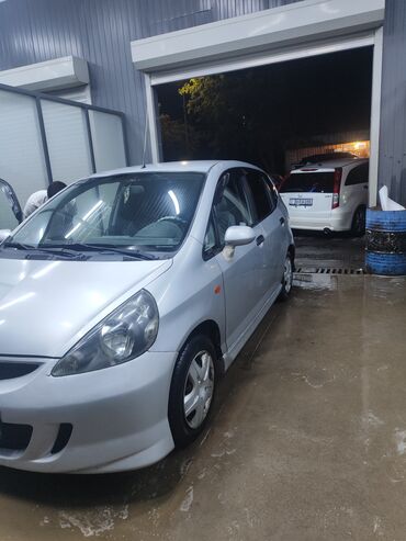 хонда жаз авто: Honda Jazz: 2002 г., 1.3 л, Механика, Бензин, Хетчбек