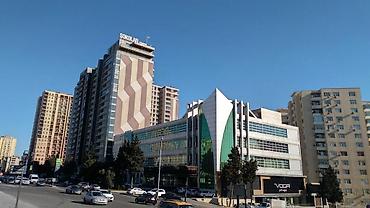 Uzunmüddətli kirayə mənzillər: ✨ PREMIUM TƏKLİF! ✨ 📍 Elmlər metrosuna 5 dəqiqəlik məsafə 🏢 Premium — 3