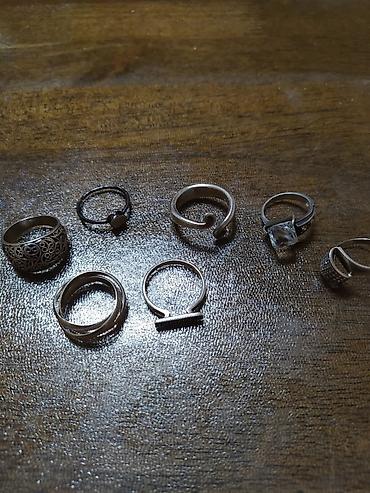 Серебряные кольца: Серебряные кольца,в отличном состоянии,почти новые, размеры 17-18-19 — 17