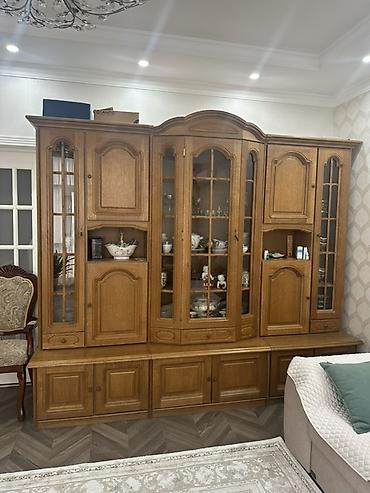 мебель кровать: Гарнитур для зала, Б/у, Шкаф, Дерево, Самовывоз, цвет - Коричневый — 1