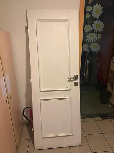 Digər mebel: İki ədəd ağ qapı satılır 
1 ədədi 30 AZN
Ölçülər 1.95-70 — 1