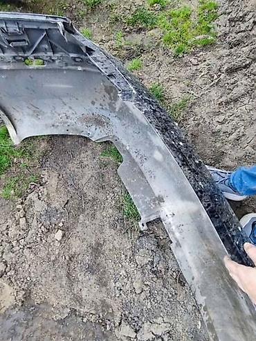 dm tapi: BRANIK CRNI ZA ŠKODA SUPERB | Branik u dobrom stanju na slici je — 4