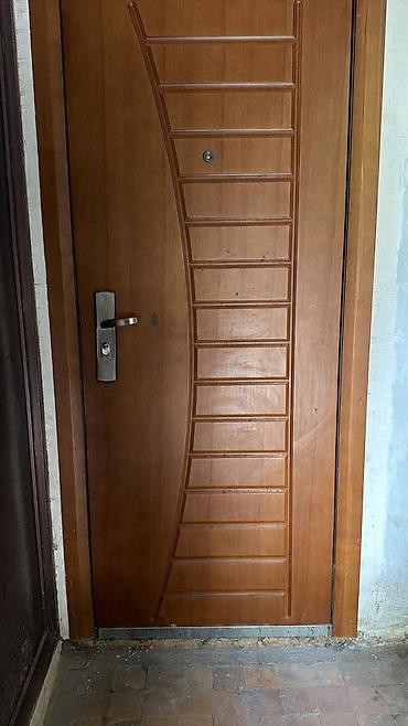 seif qapi: Seyf qapi 205/90sm
120azn qiymet sondur
Memar ecemi 0010 leli — 1