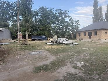 Продаётся кирпичный дом с земельным участком. Характеристики дома: - at lalafo.kg Продаётся кирпичный дом с земельным участком. Характеристики дома: -