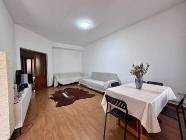 панельные дома частные: 3 комнаты, 107 м², Элитка, 2 этаж, Косметический ремонт