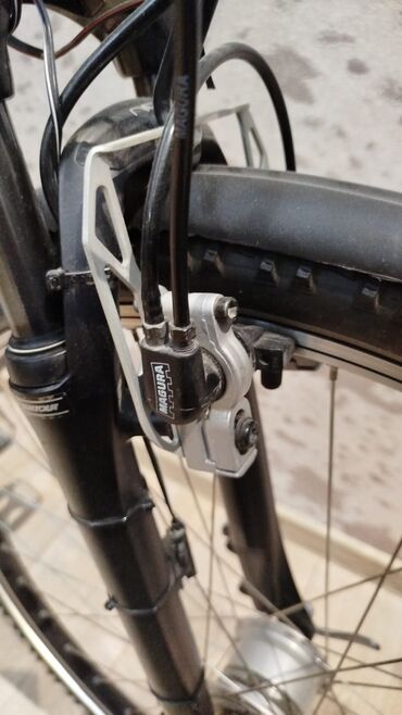 Şəhər velosipedləri: Yeni Şəhər velosipedi 28", sürətlərin sayı: 9, Ünvandan götürmə — 12