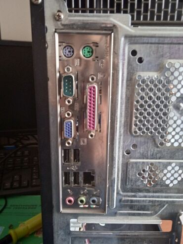 Настольные ПК и рабочие станции: Компьютер, ядер - 4, ОЗУ 16 ГБ, Игровой, Б/у, Intel Xeon, HDD — 9