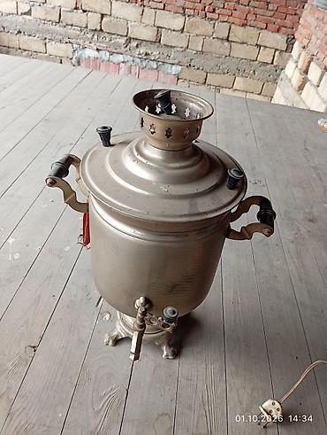 gobələk toxumu satisi: Mis samovar – elektrikli - Klasik mis gövdə, dekorativ ayaqlar və — 1