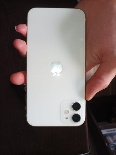 iphone 2 g: IPhone 11, 128 GB, Ağ, Barmaq izi, Simsiz şarj, Face ID