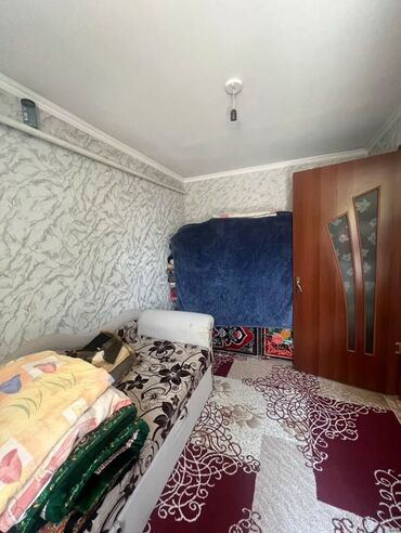 участки дом: 25000 м², 4 комнаты, Парковка, Забор, огорожен