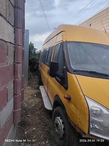 полу присеп: Ford Transit: 2006 г., 2.4 л, Механика, Дизель, Бус — 3