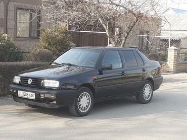 фолсфаген пассат б3: Volkswagen Vento: 1992 г., 1.8 л, Механика, Бензин, Седан