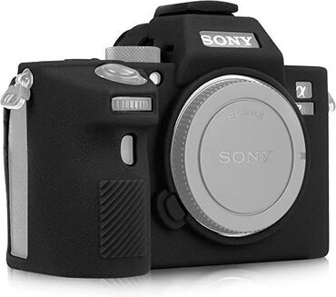 kamera çantası: Sony A7 III silikon örtük. Sony A7 III üçün silikon örtük, qara