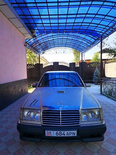 Mercedes-Benz: Mercedes-Benz W124: 1990 г., Механика, Бензин, Седан — 1