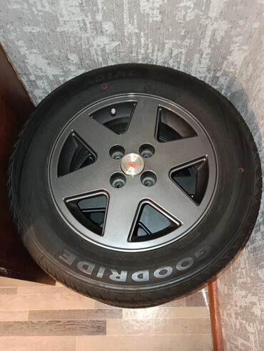 Təkərlər: Yeni Disk təkər 185 / 65 / R 14, 4 Boltlu