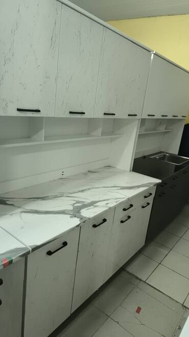 Кухонные гарнитуры: Кухонный гарнитур, Новый, цвет - Белый, ДСП, Платная доставка — 17