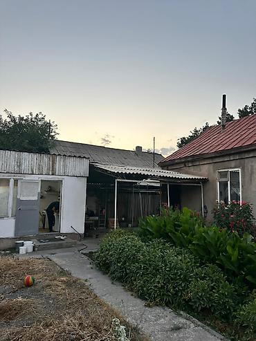 Продажа коттеджей и домов: Продается дом с участком Район: Кызыл-Аскер. ул.Профсоюзная Площадь — 10