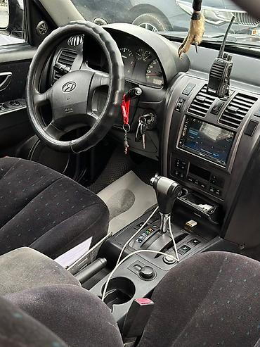 h 100: Hyundai Terracan: 2003 г., 4.7 л, Автомат, Газ, Внедорожник — 10