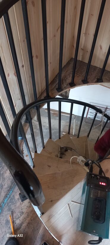 Pilləkən məhəccərləri: Alminum məhəccər.balkon üstü alminum məhəccər 38 azn den başlayan — 6