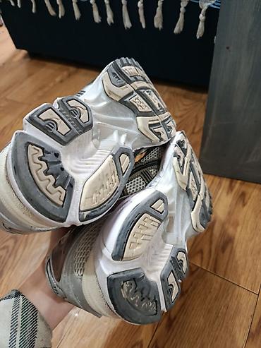 Кроссовки и спортивная обувь: Кроссовки Asics - Размер: EU 42 / US 8.5 / 26.5 см подойдёт скорее с — 9