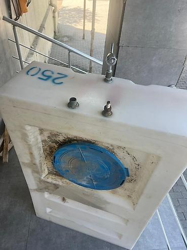 seyf qiymetleri: Bak, Plastik, 250 l l, İşlənmiş, Ünvandan götürmə — 4