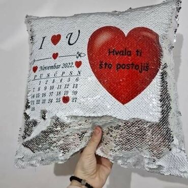 Posteljina: Piši briši jastuk Slika po vašoj želji Cena 2.400 dinara Srebrni — 11