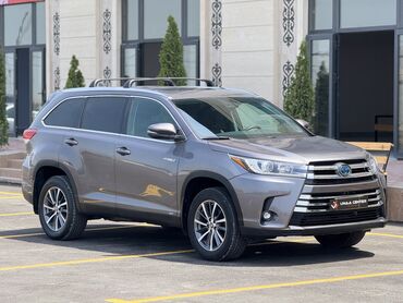 доп бак: Toyota Highlander: 2019 г., 3.5 л, Автоматические, Гибрид, Кроссовер