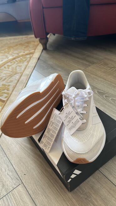 adidas: Adidas, Ölçü: 38.5, rəng - Ağ, Yeni