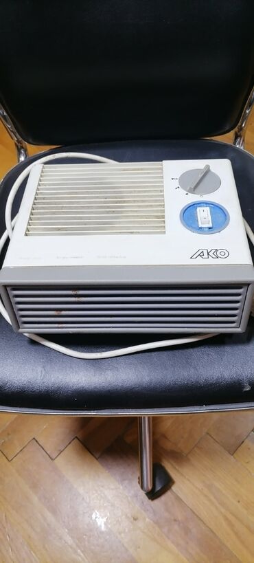 Kaloriferi: Grejalica AKO 2000w duvaljka. Ispravna
Mirjevo na lalafo.rs — 2 Kaloriferi: Grejalica AKO 2000w duvaljka. Ispravna
Mirjevo — 2