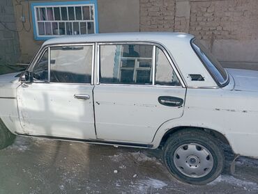 Продажа авто: ВАЗ (ЛАДА) 2105: 1989 г., Механика, Бензин