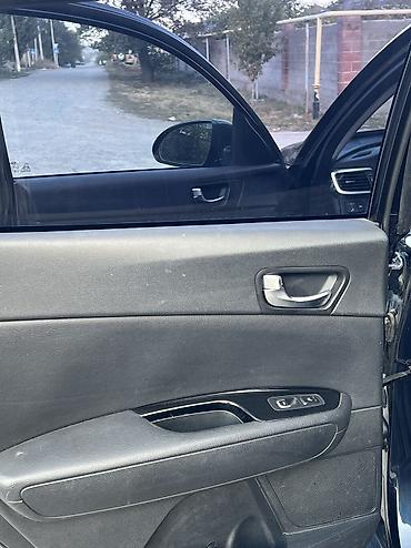 кормашки для к5: Kia K5: 2019 г., 2 л, Автомат, Гибрид, Седан — 8