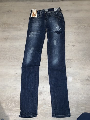 waikiki pantalone: Br 29,jus 38.Rastegljive,uske