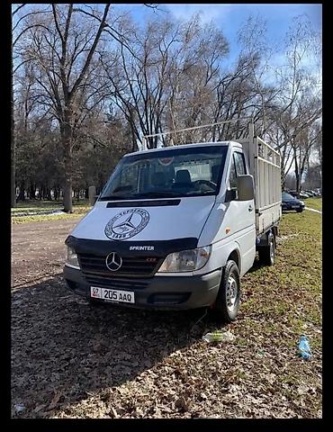 eafc 25: Грузовик, Mercedes-Benz, Стандарт, 3 т, Б/у — 2