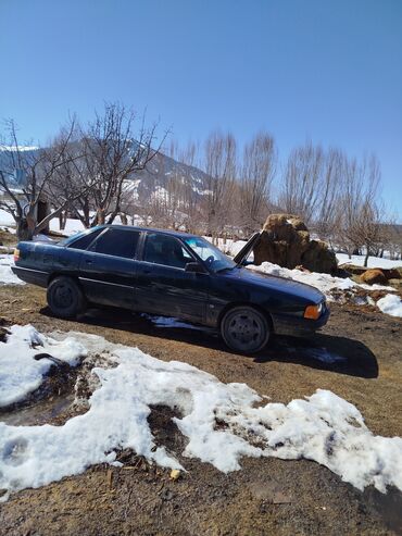 Audi: Audi 100: 1986 г., 2.3 л, Механика, Бензин, Седан