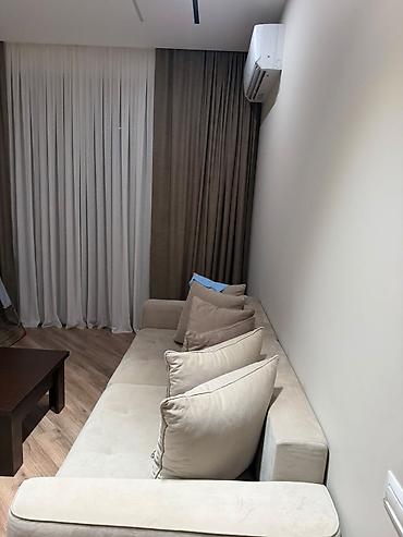 kiray: Deluxe Residence – Ceyhun Hacıbəyli küçəsi | 28 May metrosu | 2 Otaqlı — 3