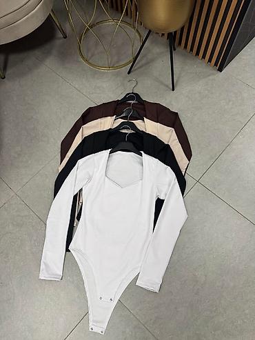 Bodi: ⚜️ Univerzalna velicina - likra
⚜️ Cena 1600 din — 2