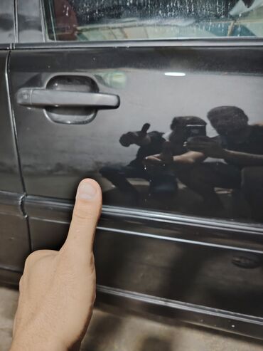 Avtoservis, nəqliyyatın təmiri: Xidmət: Avtomobil kuzov rənglənməsi və boya-bərpa işi Təsvir: - — 12