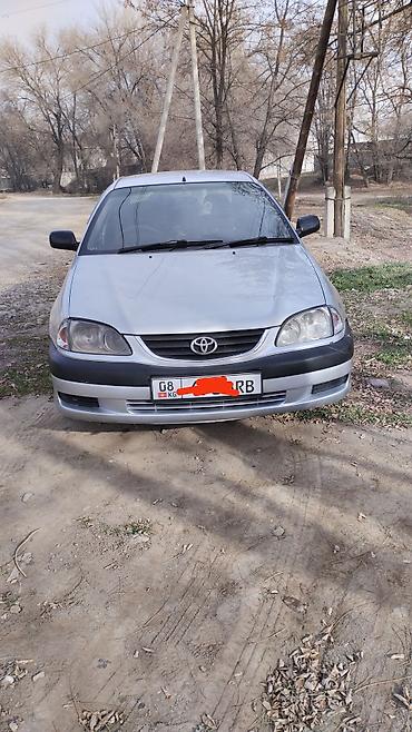Транспорт: Toyota Avensis: 2002 г., 1.8 л, Автомат, Бензин, Седан — 2