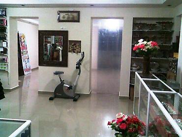 Kommersiya daşınmaz əmlakının satışı: TİCARƏT OBYEKTİ SATILIR ! Bina: Beş mərtəbəli binanın birinci — 10