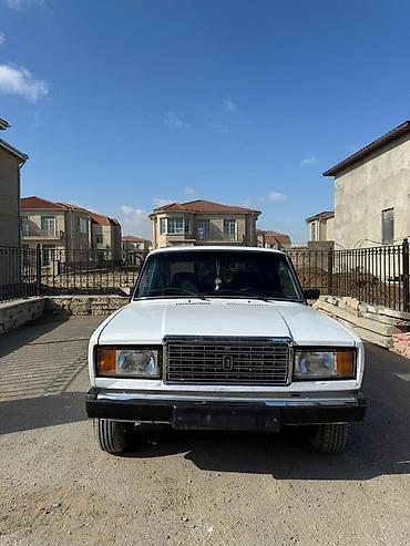 2107 maşın: VAZ (LADA) 2107: 1.5 l | 2005 il 26000 km Sedan — 1